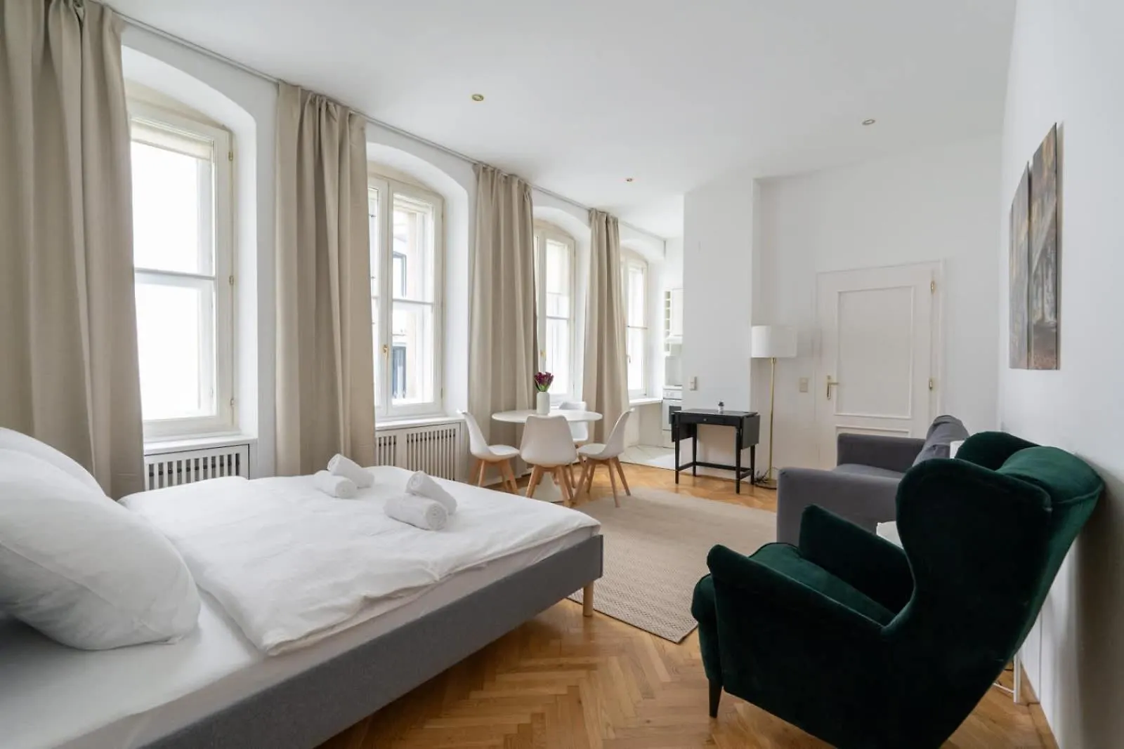 Apartment Historic Old Town - Walk All Sights Vienna